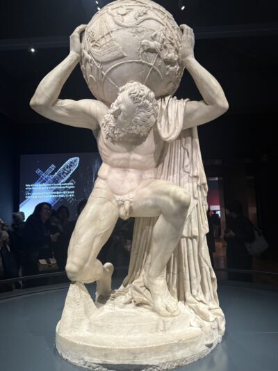 『天空のアトラス、 イタリア館の至宝』