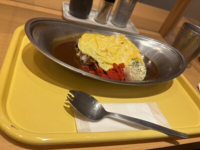 駅構内カレー