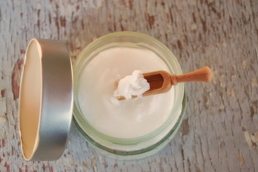 coconut-oil-in-jar-2090072__340